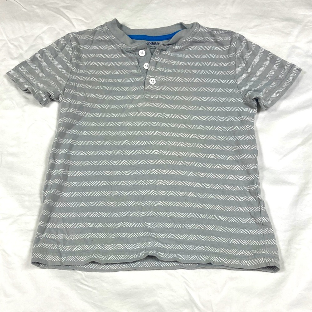 Gymboree boys gray and white striped shorts sleeve summer shirts so small 5–6